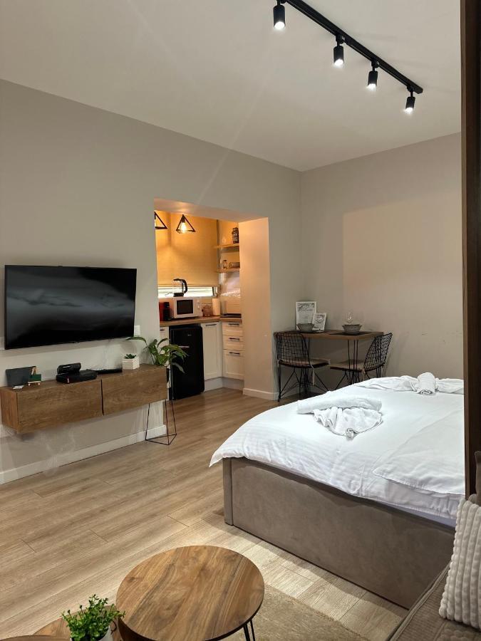 4Seasonsgea , Deluxe Studio , City Centre , 地拉那 外观 照片
