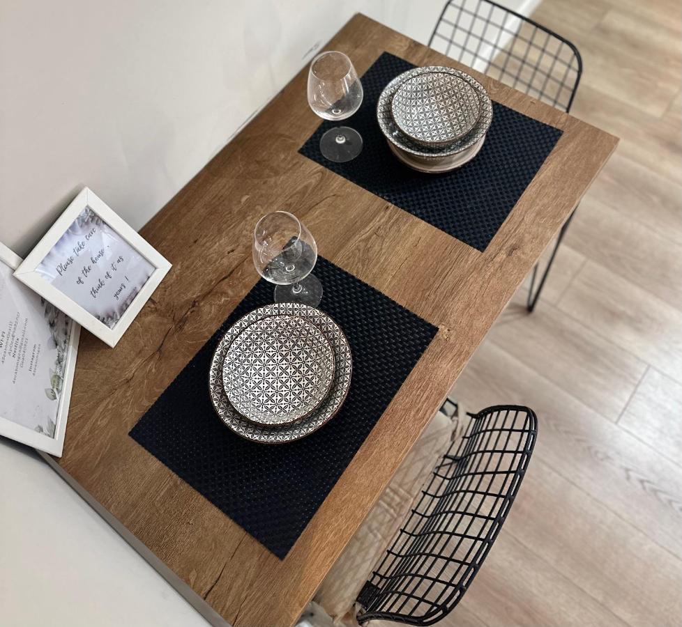 4Seasonsgea , Deluxe Studio , City Centre , 地拉那 外观 照片